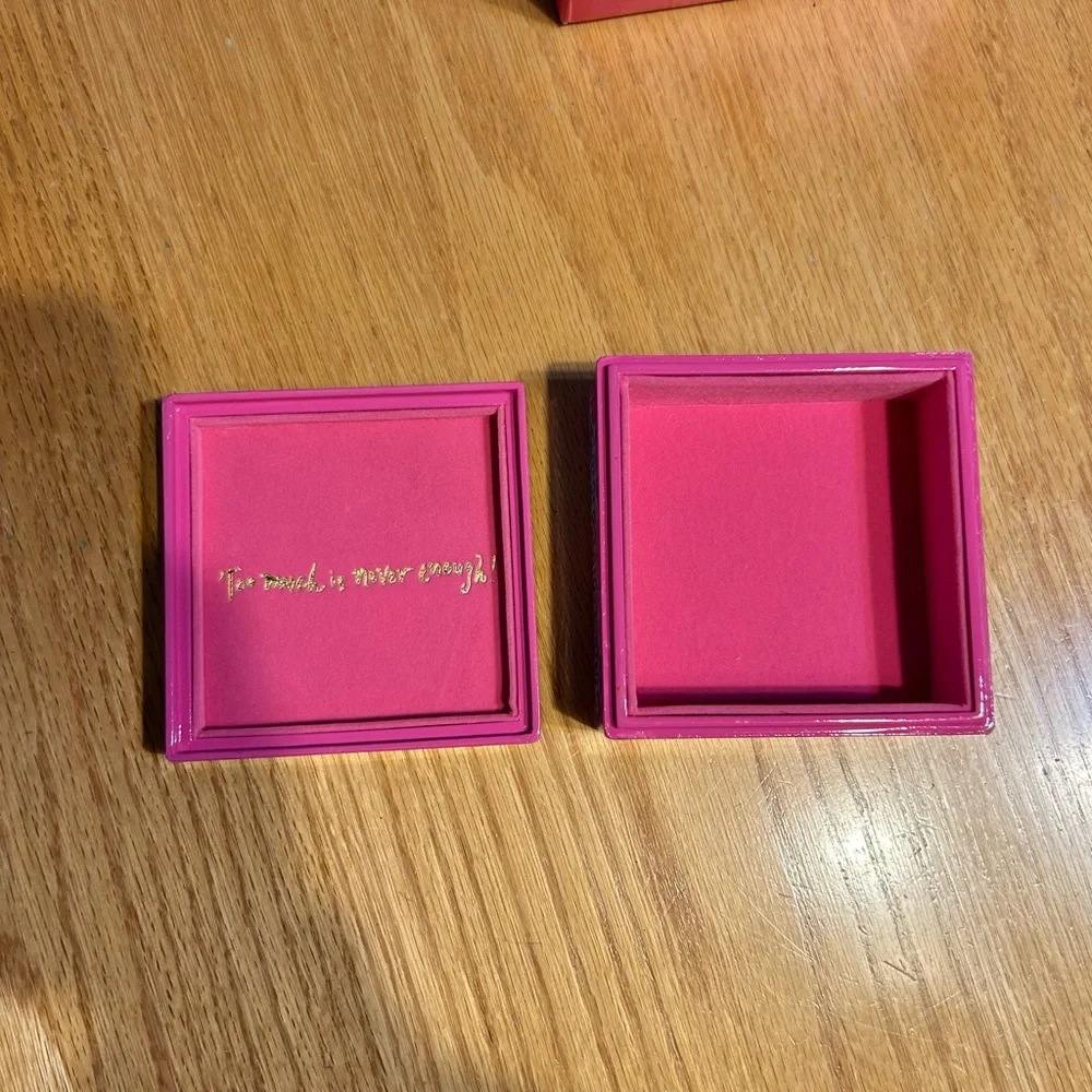Lilly Pulitzer this belonged